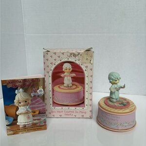 Precious Moments Musical Figurine – 1990 Enesco w/ Box & Pamphlet